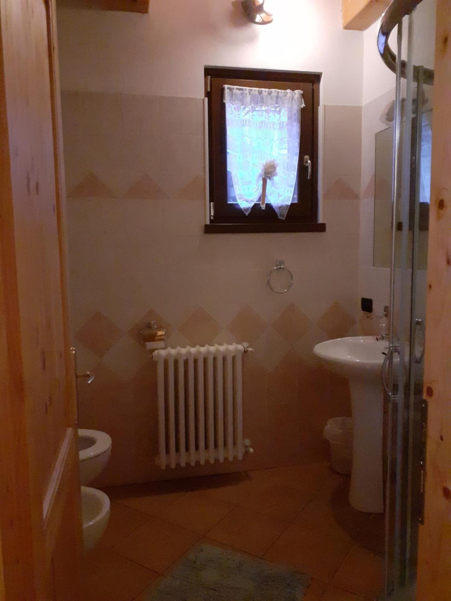 Apartament Casa Vacanze Emilio Temù Zewnętrze zdjęcie